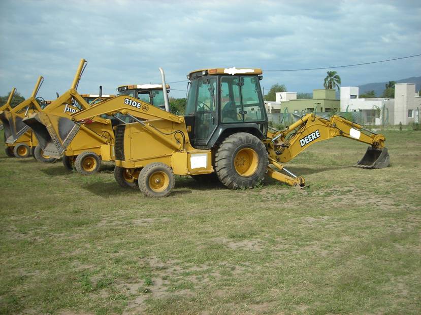 Pala y Retro Jhon Deere 310 E - Usada